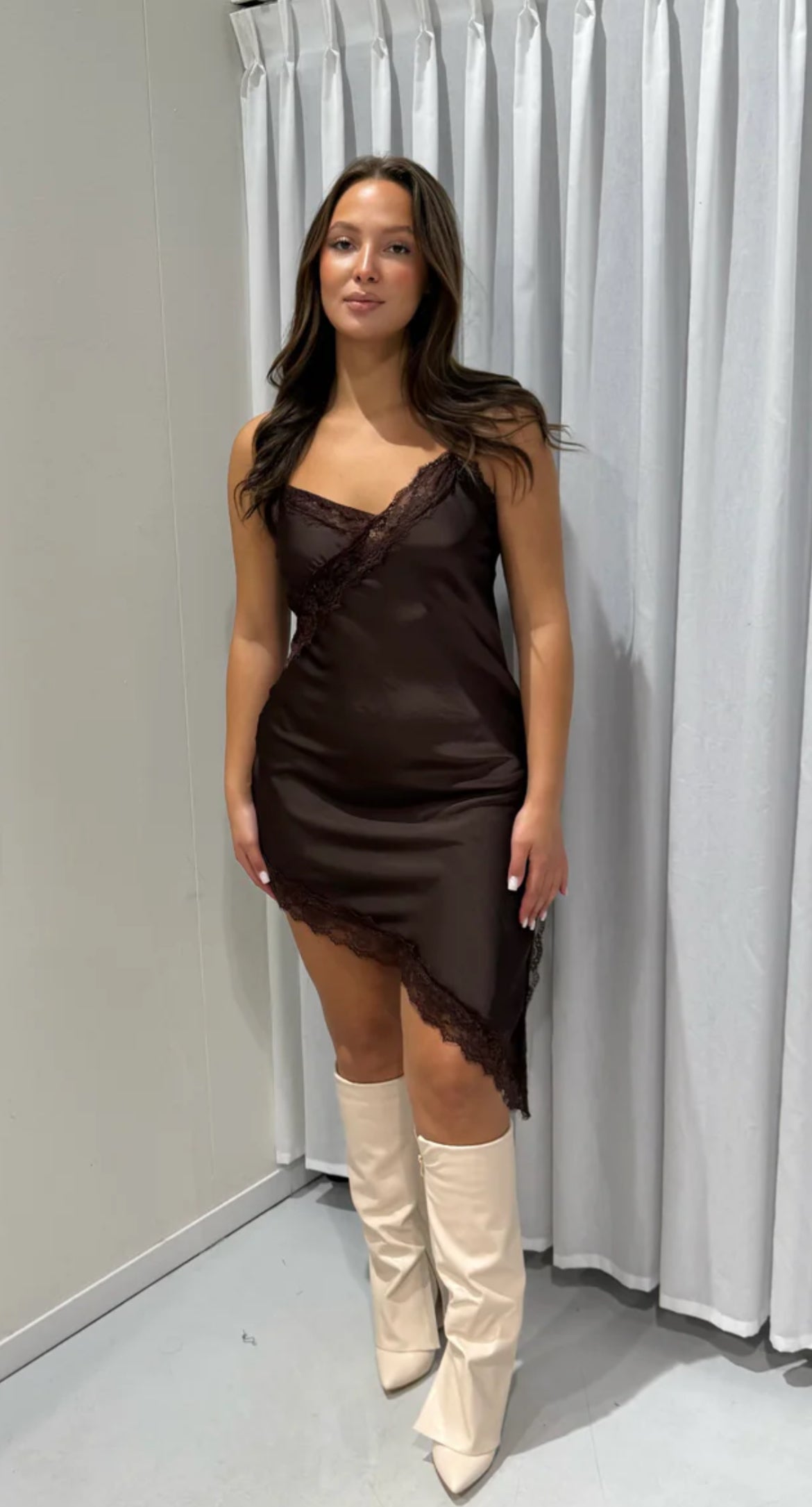 goldy dress brown
