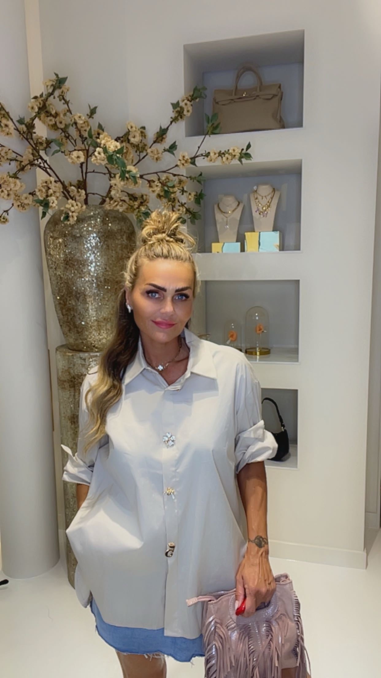 broche blouse Beige