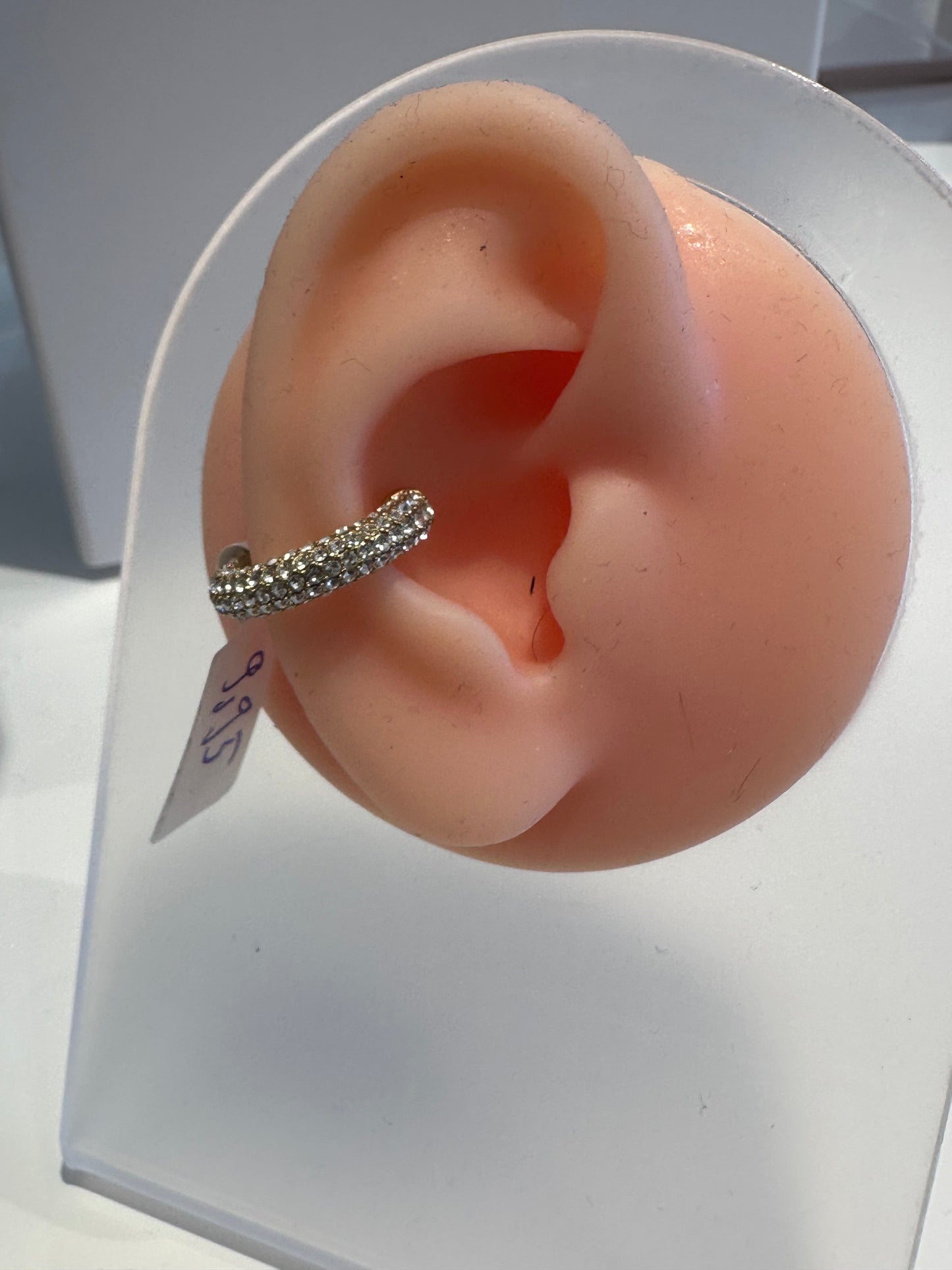 Full stone earcuff