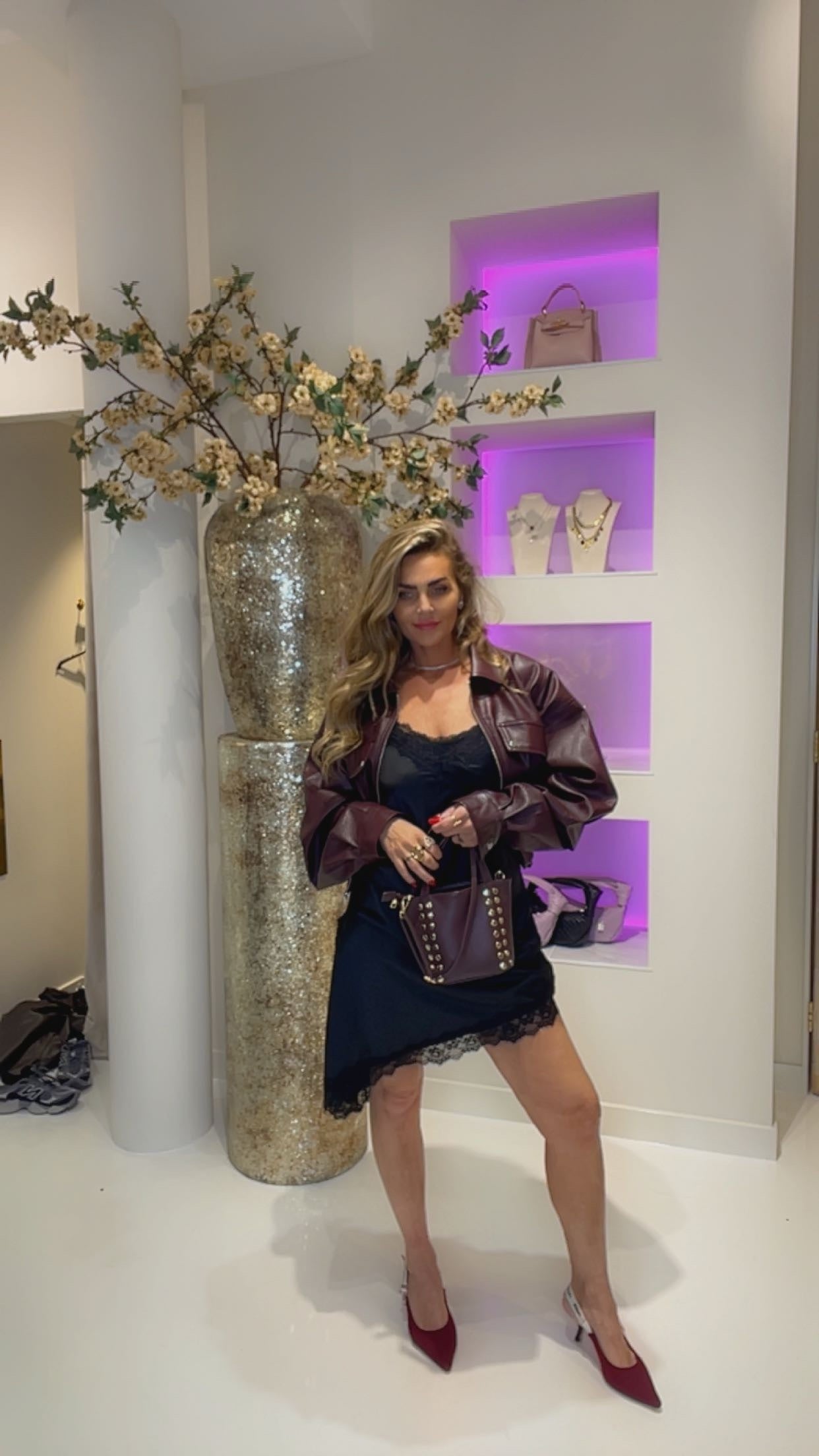 goldy dress black