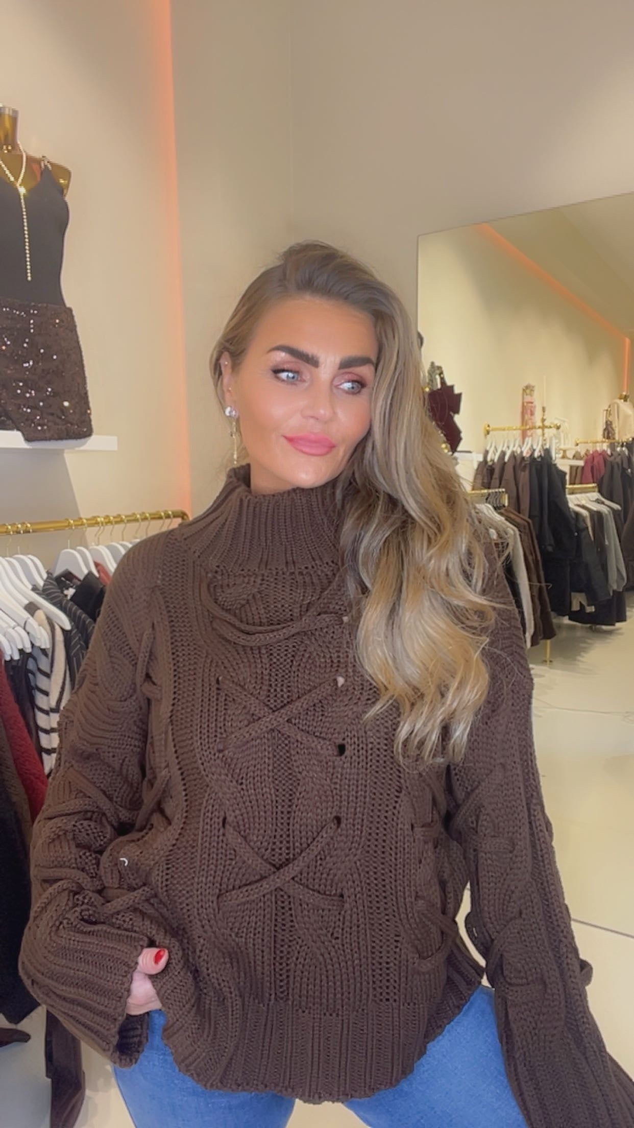 kabeltrui femke bruin laatste !!!