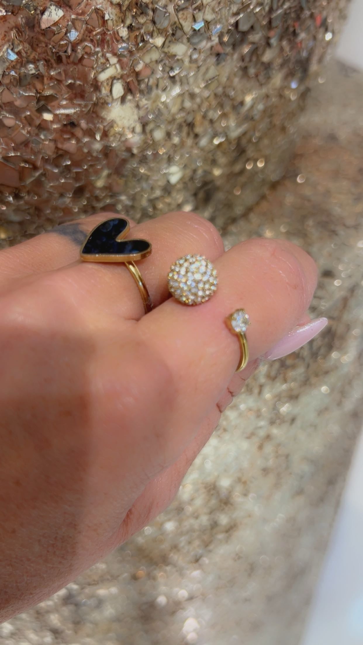 Globe ring