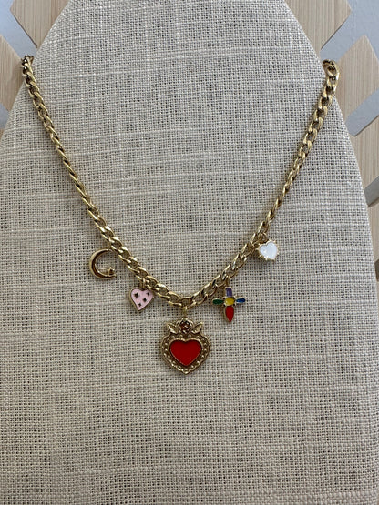 Queen of hearts necklace