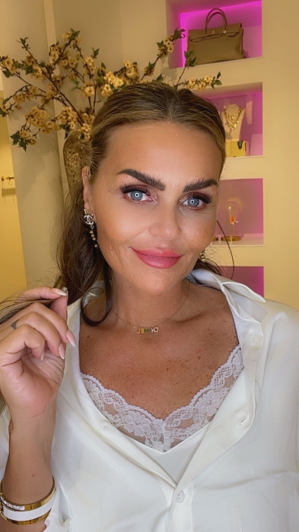 Blouse top wit
