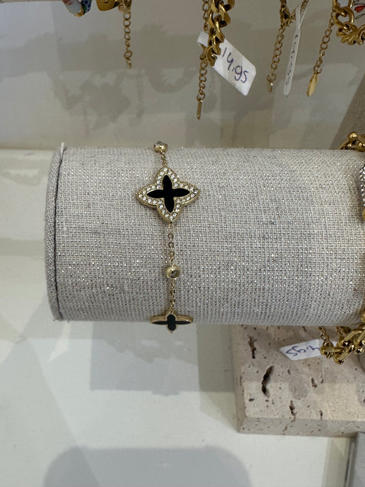 Selly bracelet