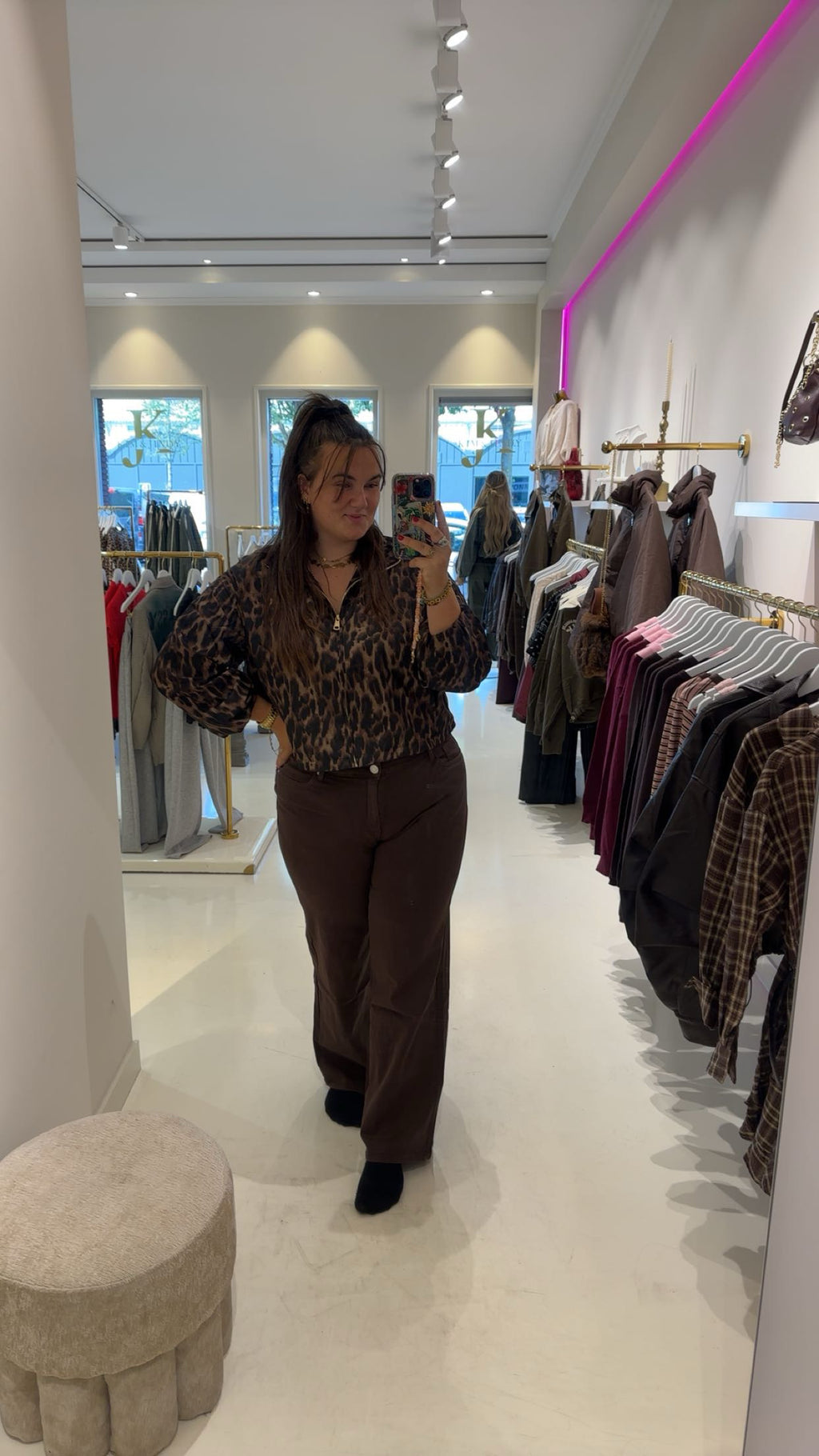Curvy jeans bruin
