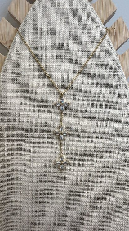 Drop Clover necklace