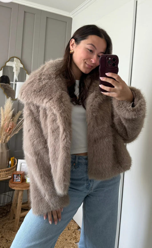 sascha furry jacket beige