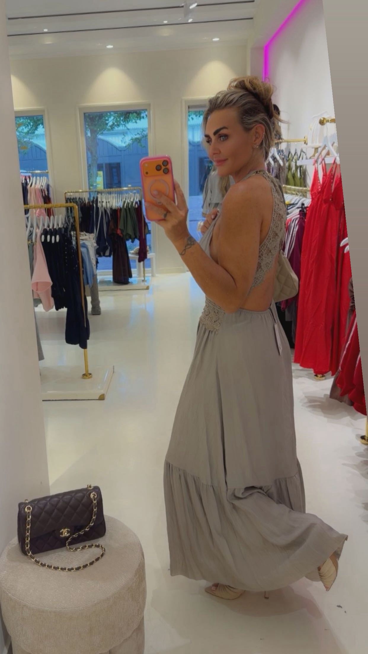 Shakira dress taupe