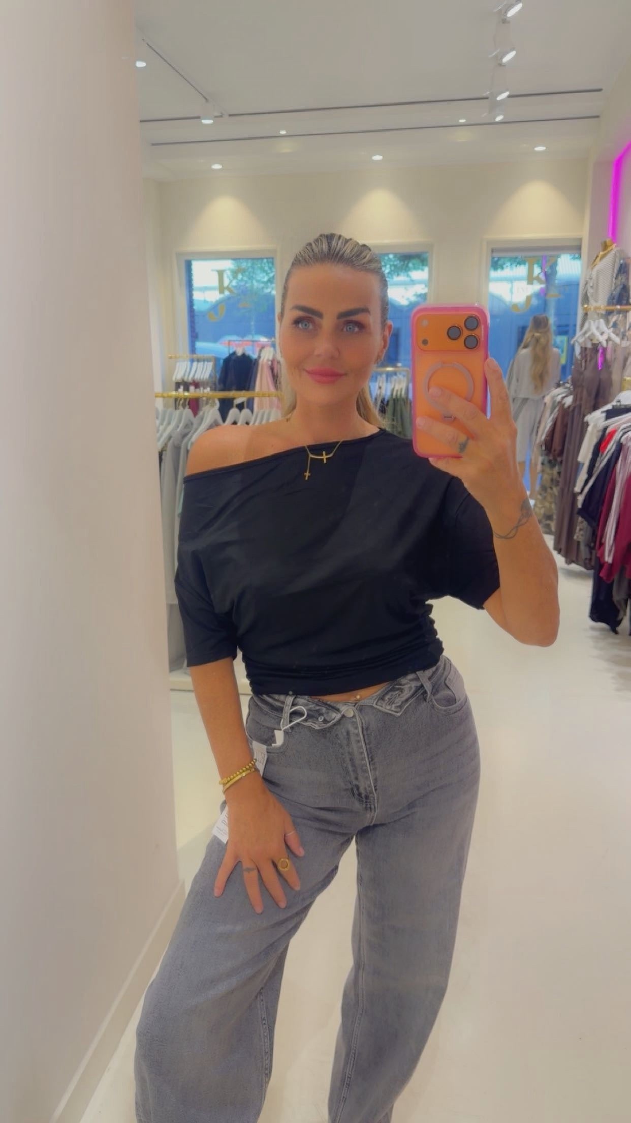 Basic off sholder top zwart