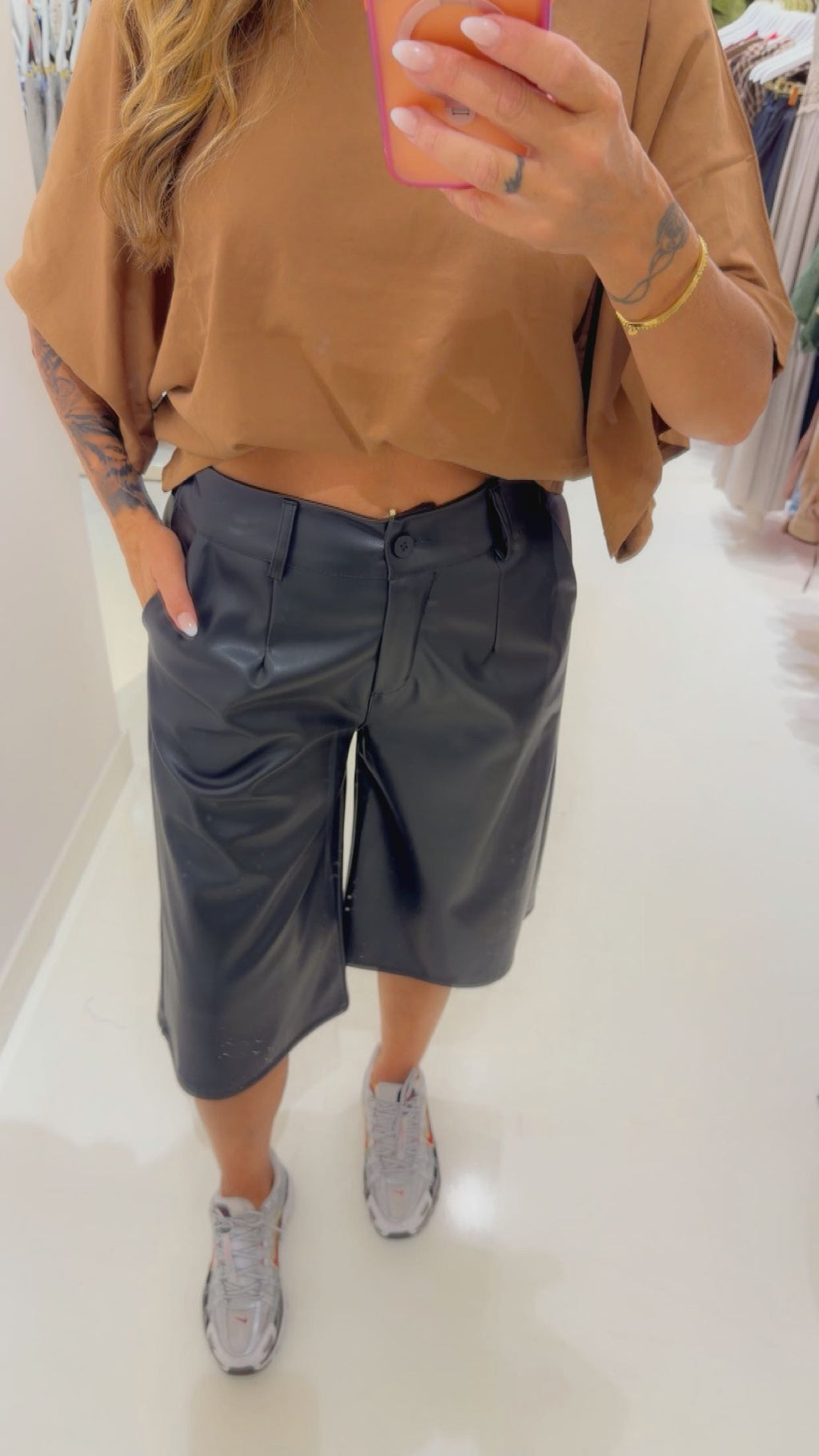 leather jord