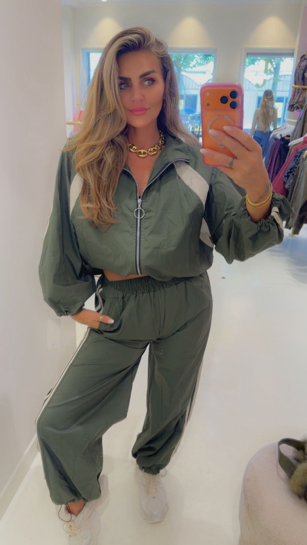Stacy set groen