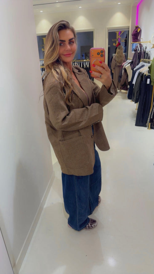 Billy blazer