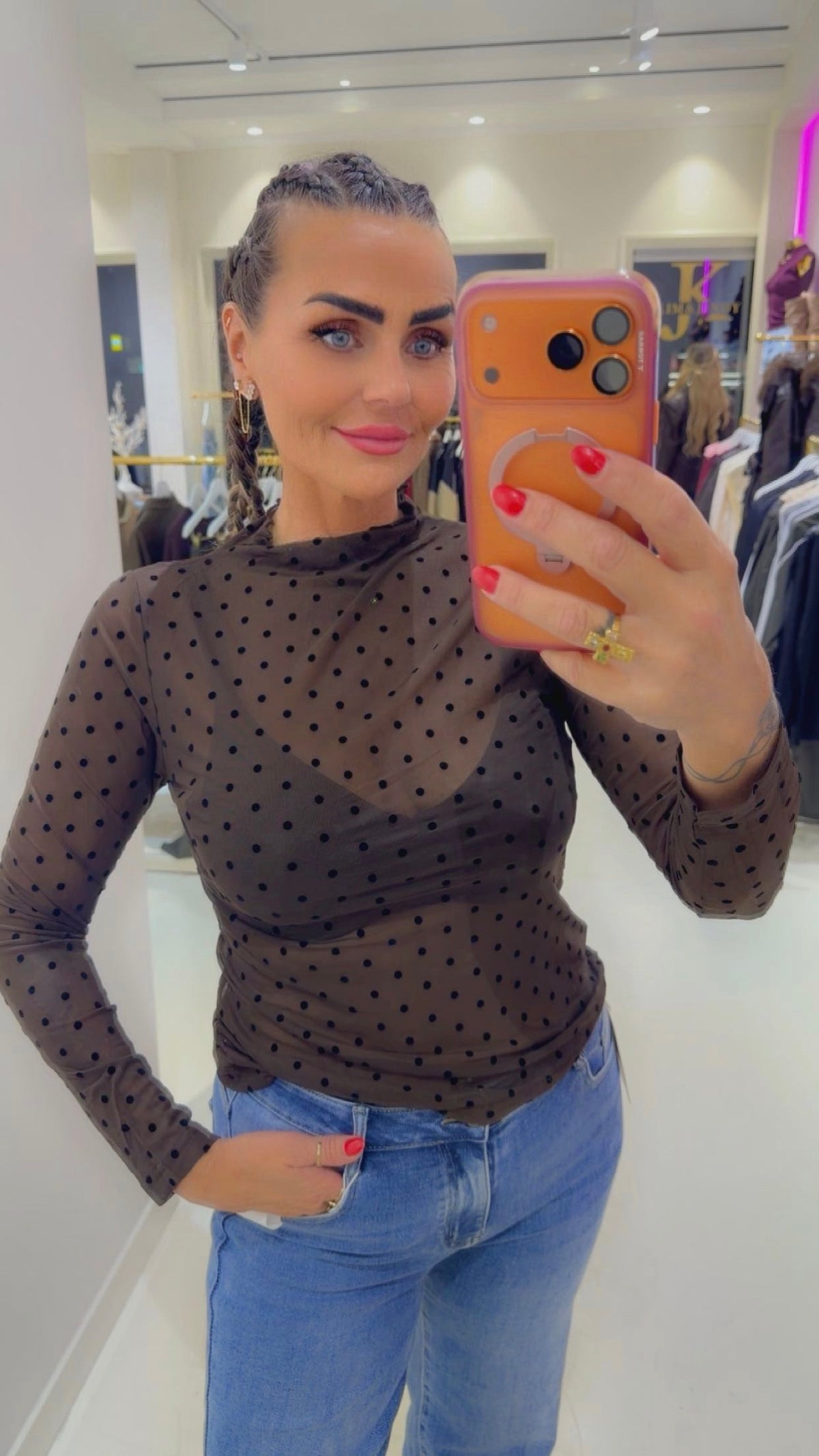 Dotty top bruin