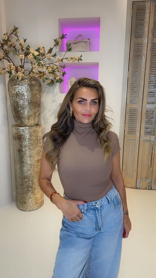 Elise top camel