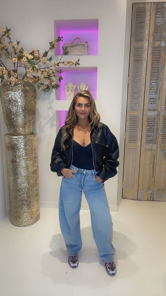 Light denim balloon jeans