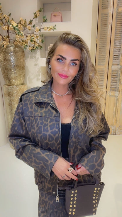 leo jacket