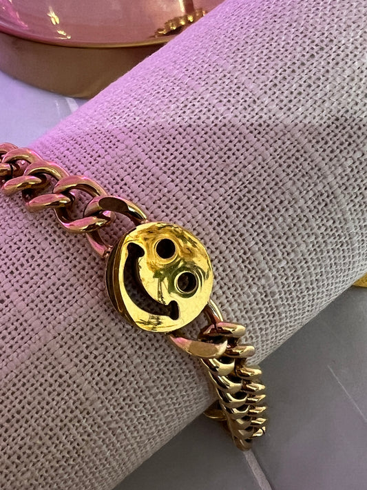 smile bracelet