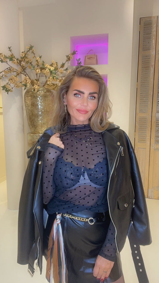billie stippen top