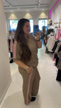 Jane set bruin