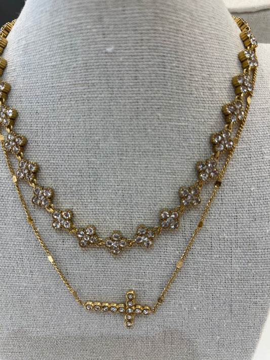 kim,s strass necklace