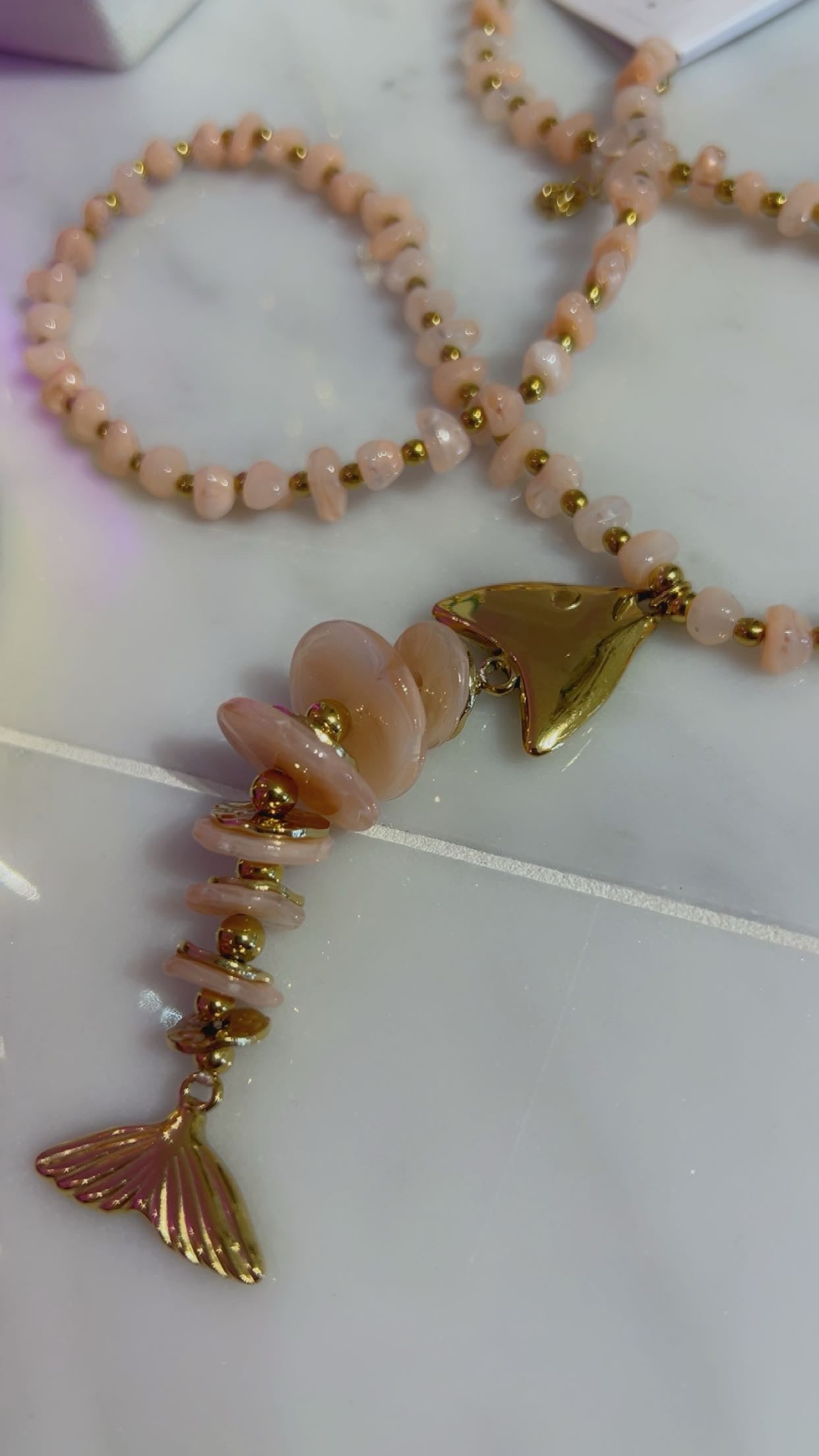 fisch ketting roze