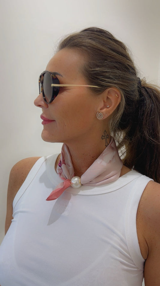 sjaal roze met parel magneet let op pre order !!!