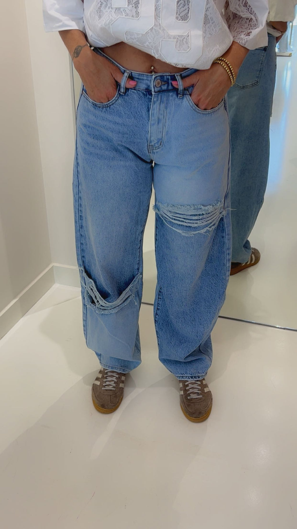 diva detroyed jeans laulia
