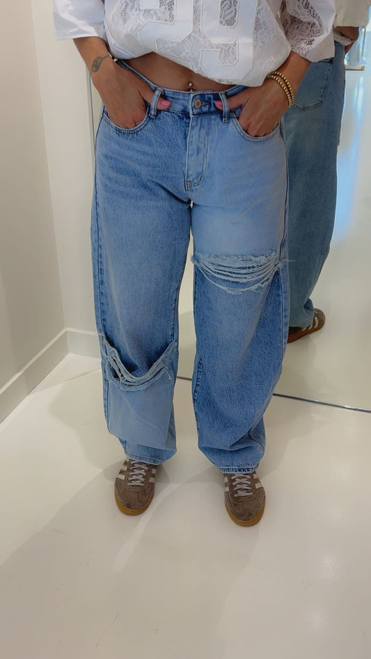 diva detroyed jeans laulia