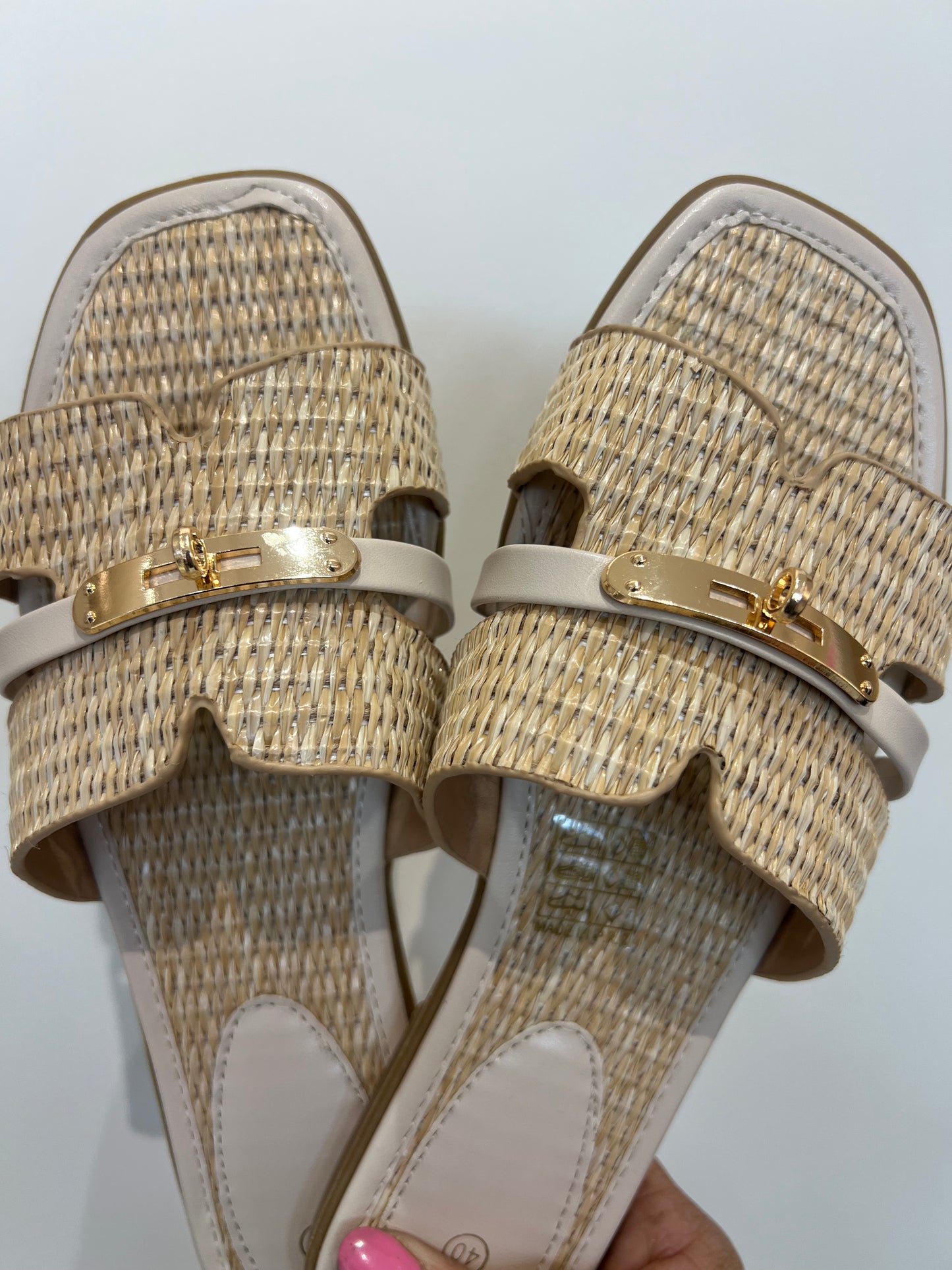 helen slippers beige