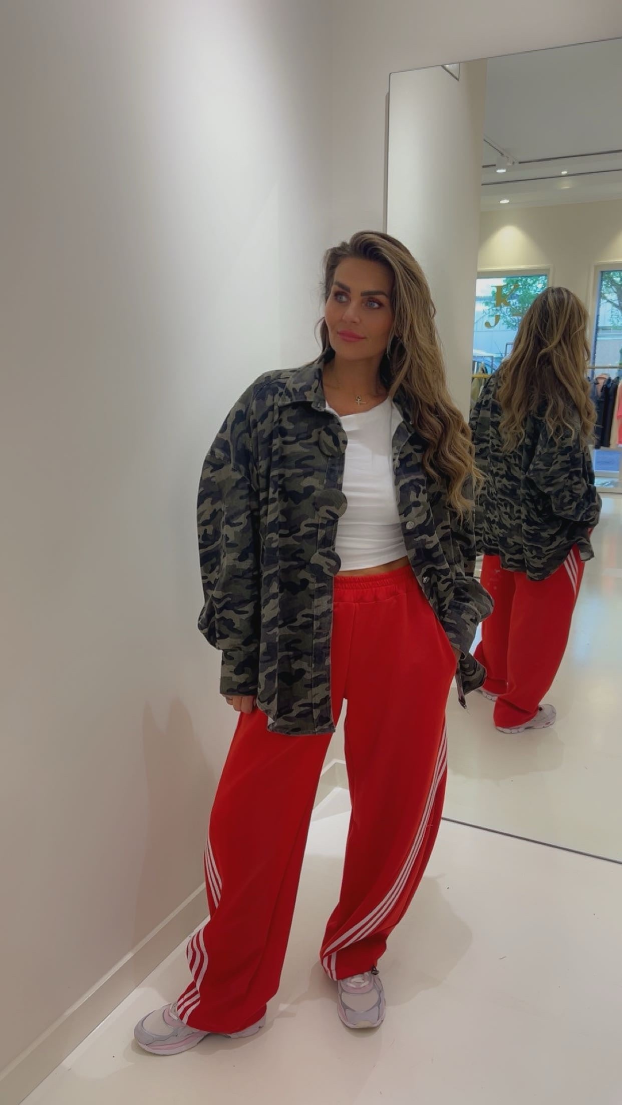 Striped jogger red