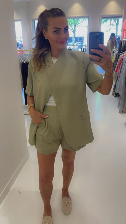 serena set olive green