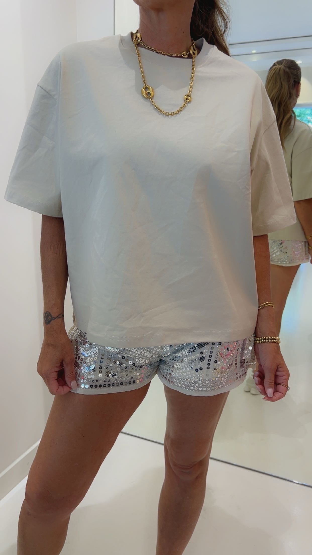 Basic tee taupe