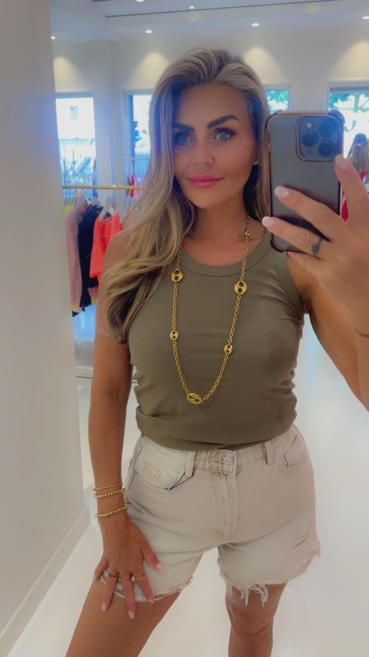 daisy basic top army
