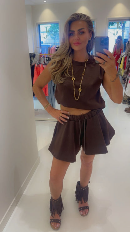 liv setje bruin