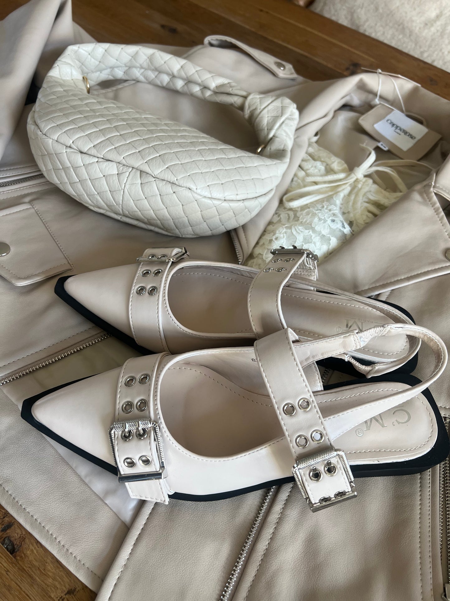 steffie ballerina beige daydeal !!!