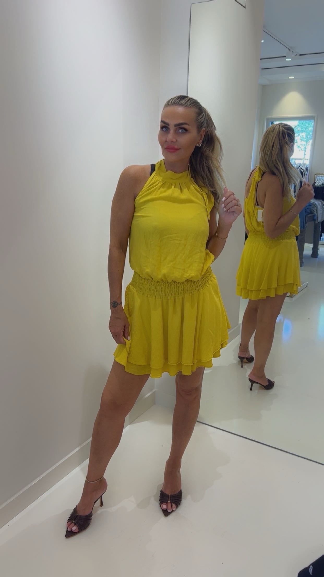 Jenny dress okergeel