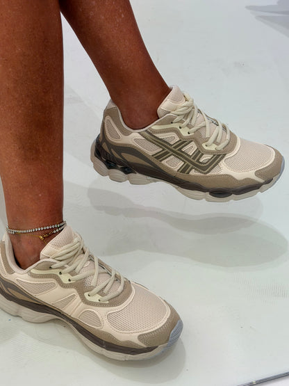Classics sneakers beige