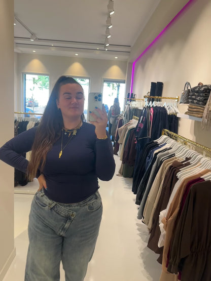 Gina top navy